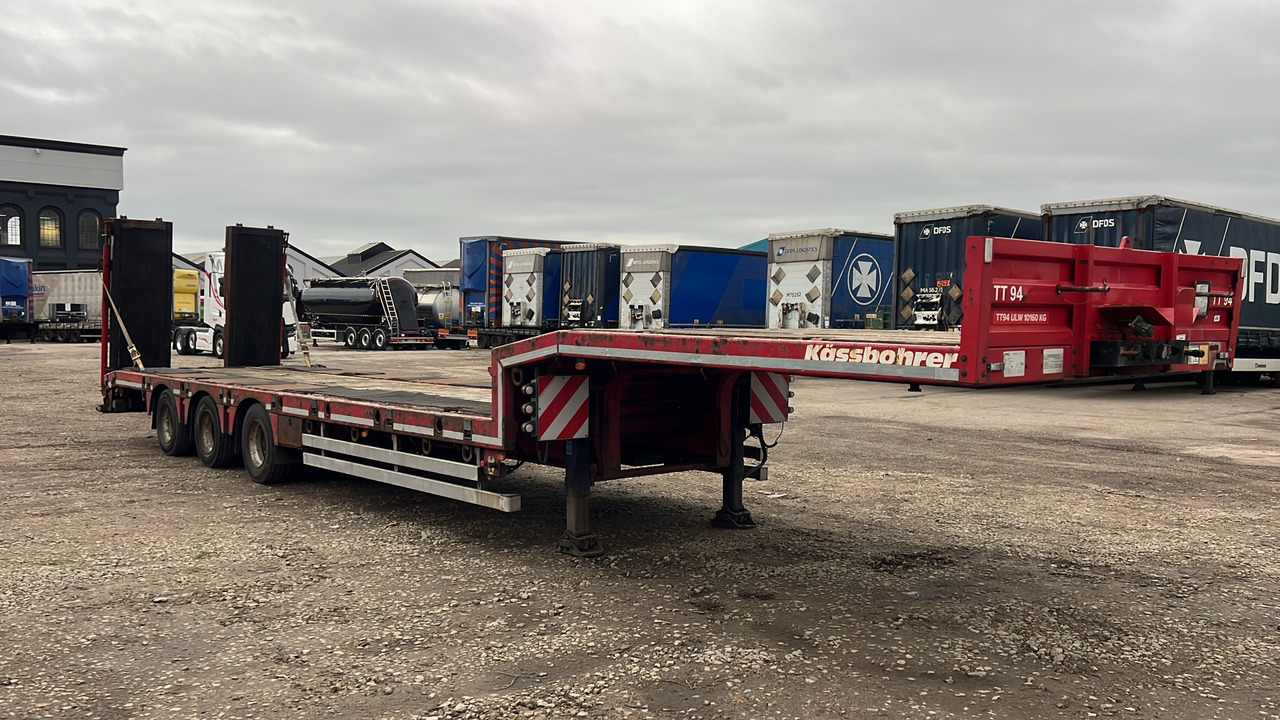 KASSBOHRER MACHINE CARRIER STEPFRAME - Remorque: photos 1 KASSBOHRER MACHINE CARRIER STEPFRAME - Remorque: photos 1