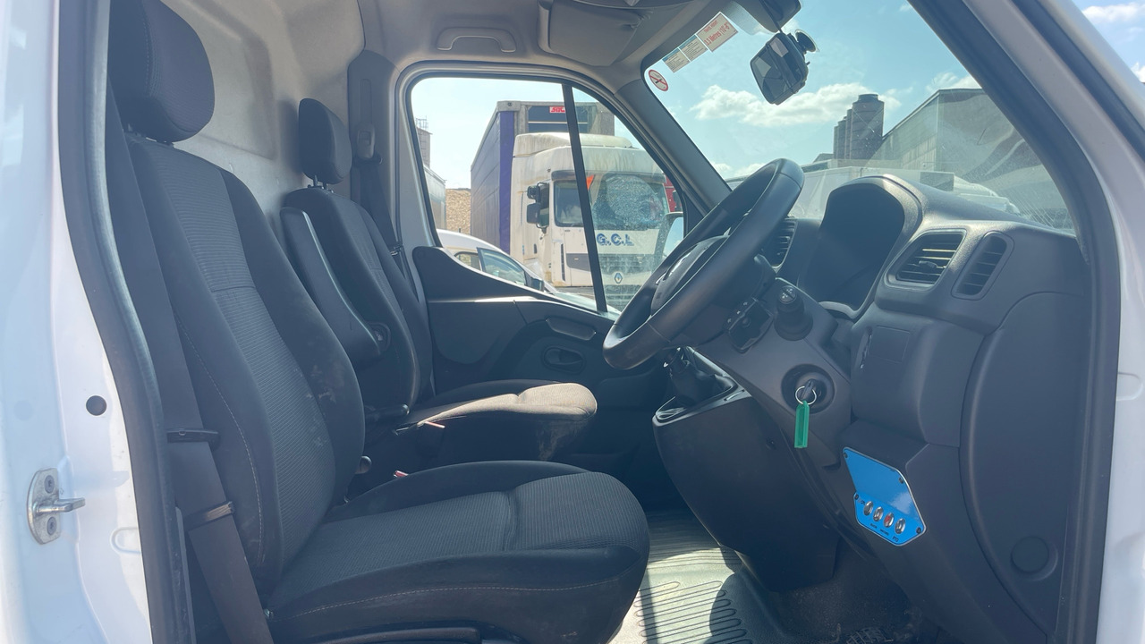 Renault Master - Camion avec nacelle: photos 5 Renault Master - Camion avec nacelle: photos 5