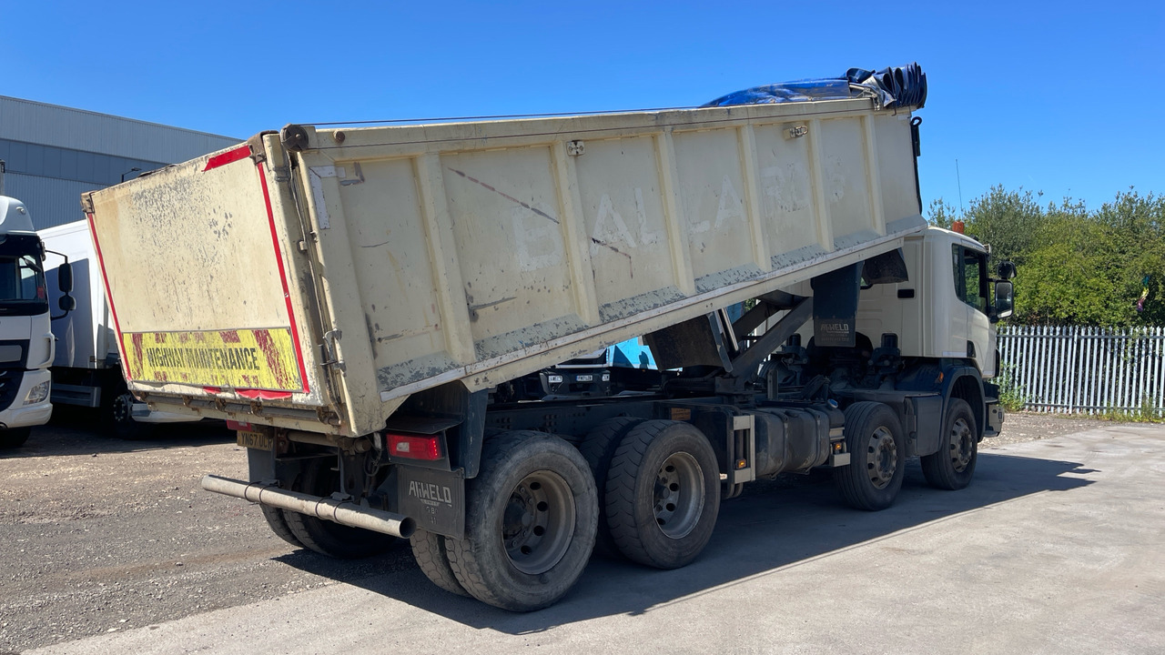 SCANIA P 370 - Camion benne: photos 4 SCANIA P 370 - Camion benne: photos 4