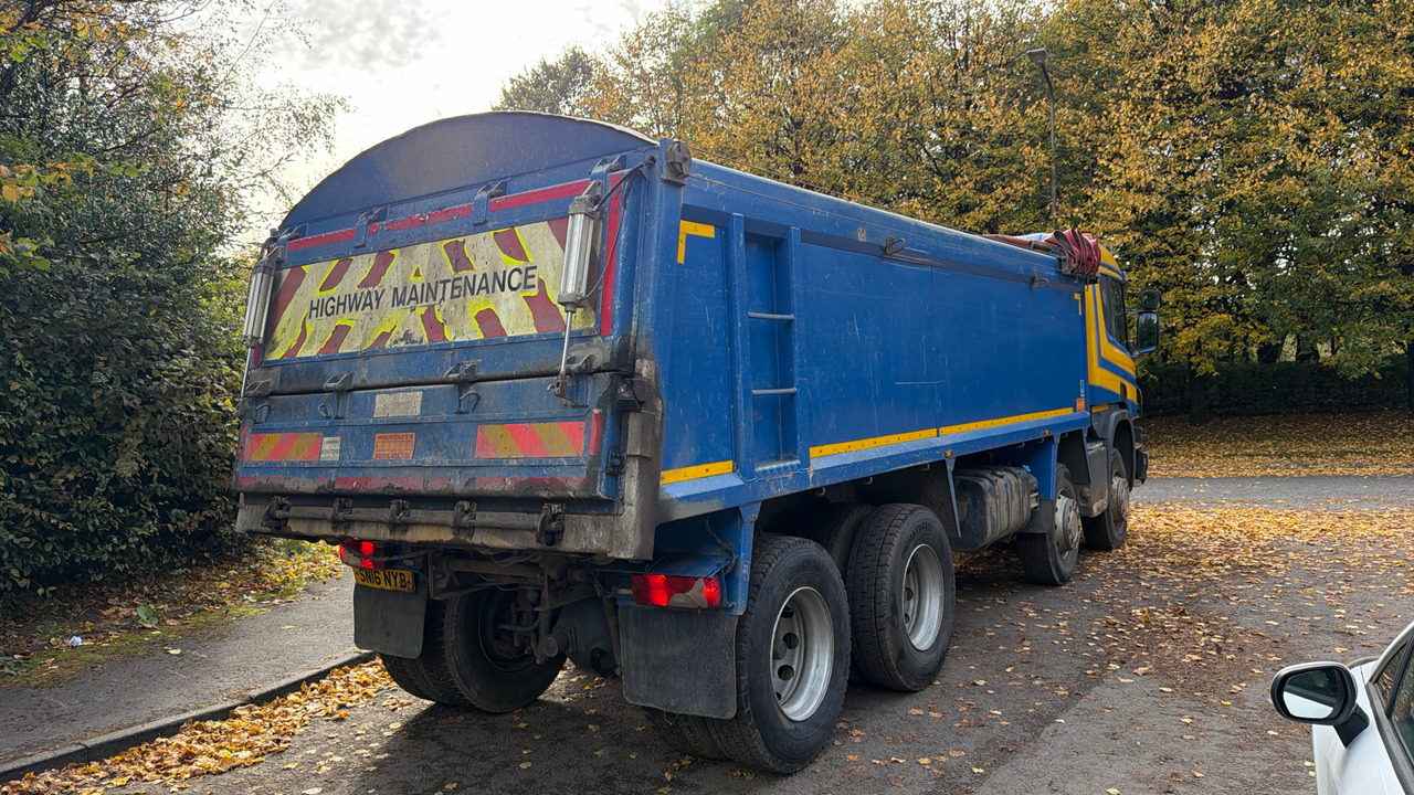 SCANIA P 410 - Camion benne: photos 4 SCANIA P 410 - Camion benne: photos 4