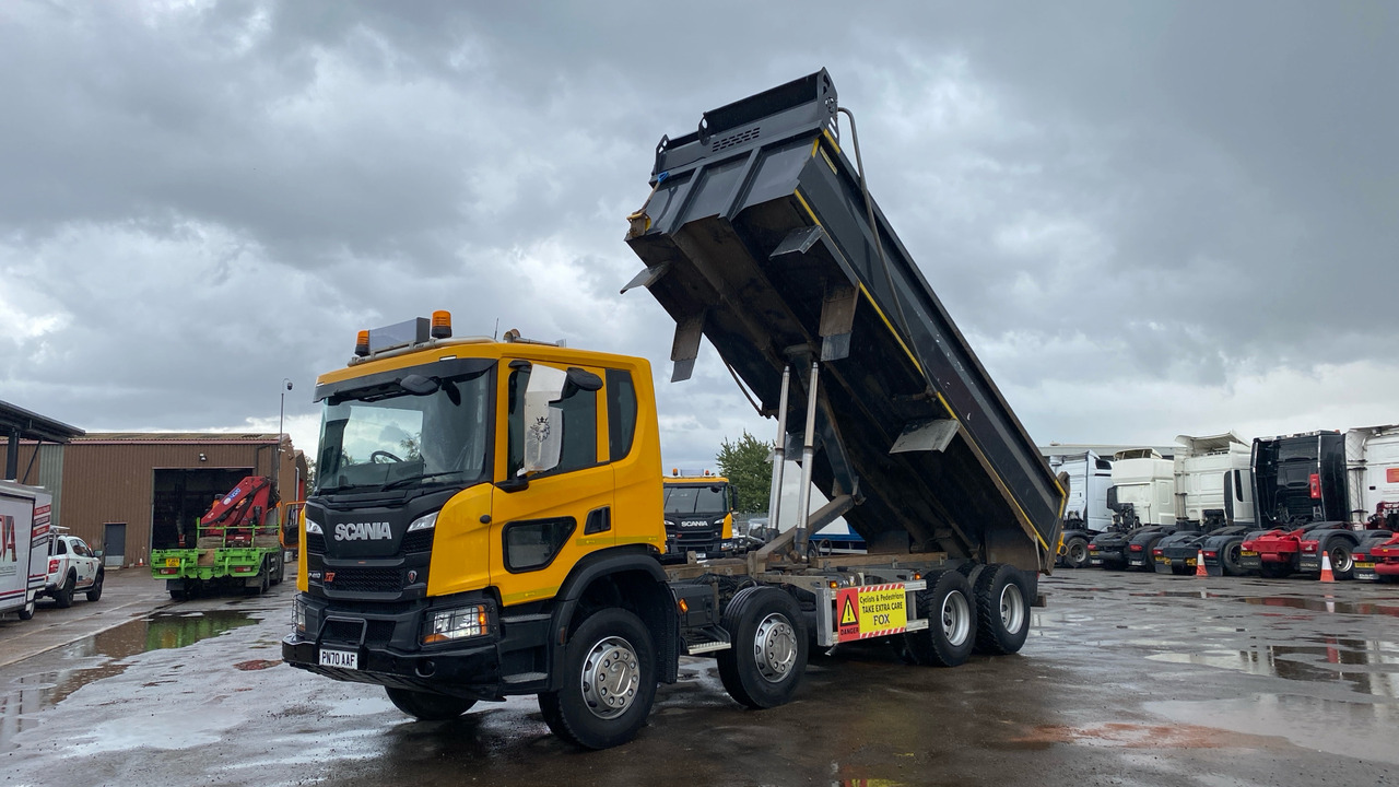 SCANIA P 410 - Camion benne: photos 2 SCANIA P 410 - Camion benne: photos 2