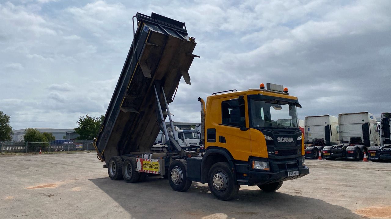 SCANIA P 410 XT - Camion benne: photos 1 SCANIA P 410 XT - Camion benne: photos 1