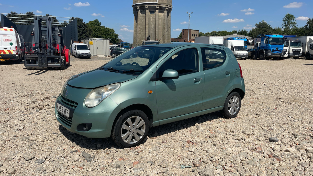 SUZUKI ALTO 1.0 SZ4 - Voiture à hayon: photos 2 SUZUKI ALTO 1.0 SZ4 - Voiture à hayon: photos 2