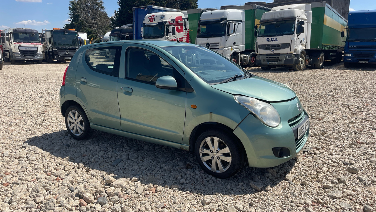SUZUKI ALTO 1.0 SZ4 - Voiture à hayon: photos 1 SUZUKI ALTO 1.0 SZ4 - Voiture à hayon: photos 1