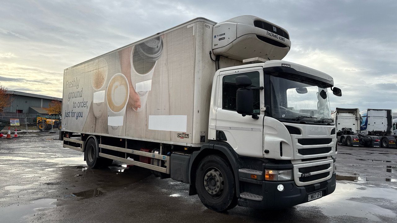 Scania P 250 - Camion frigorifique: photos 1 Scania P 250 - Camion frigorifique: photos 1
