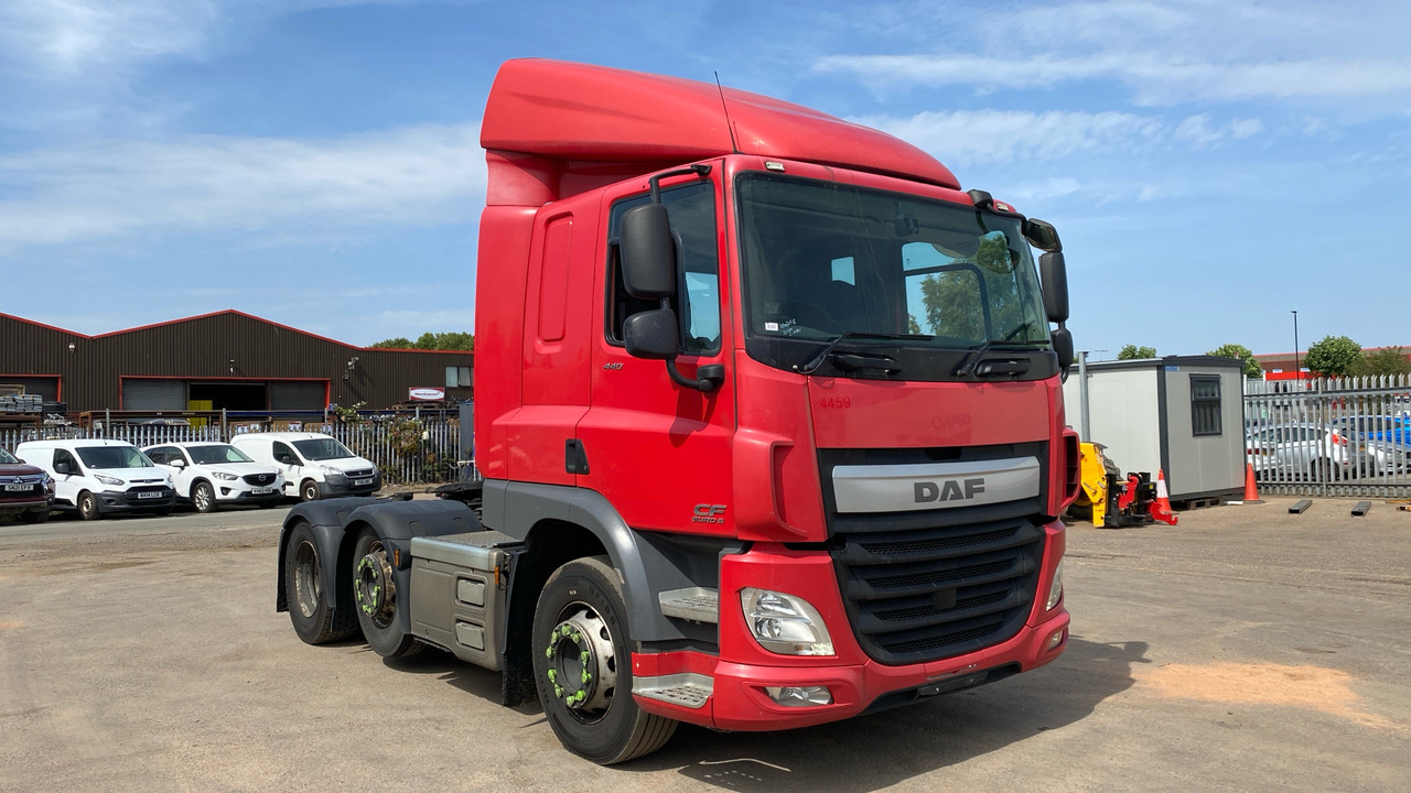 DAF CF 440 - Tracteur routier: photos 1 DAF CF 440 - Tracteur routier: photos 1