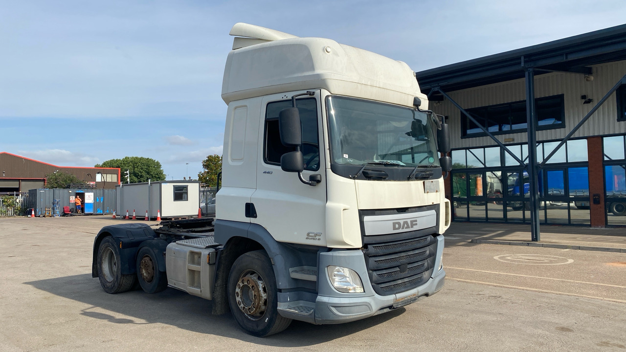 DAF CF 440 - Tracteur routier: photos 1 DAF CF 440 - Tracteur routier: photos 1