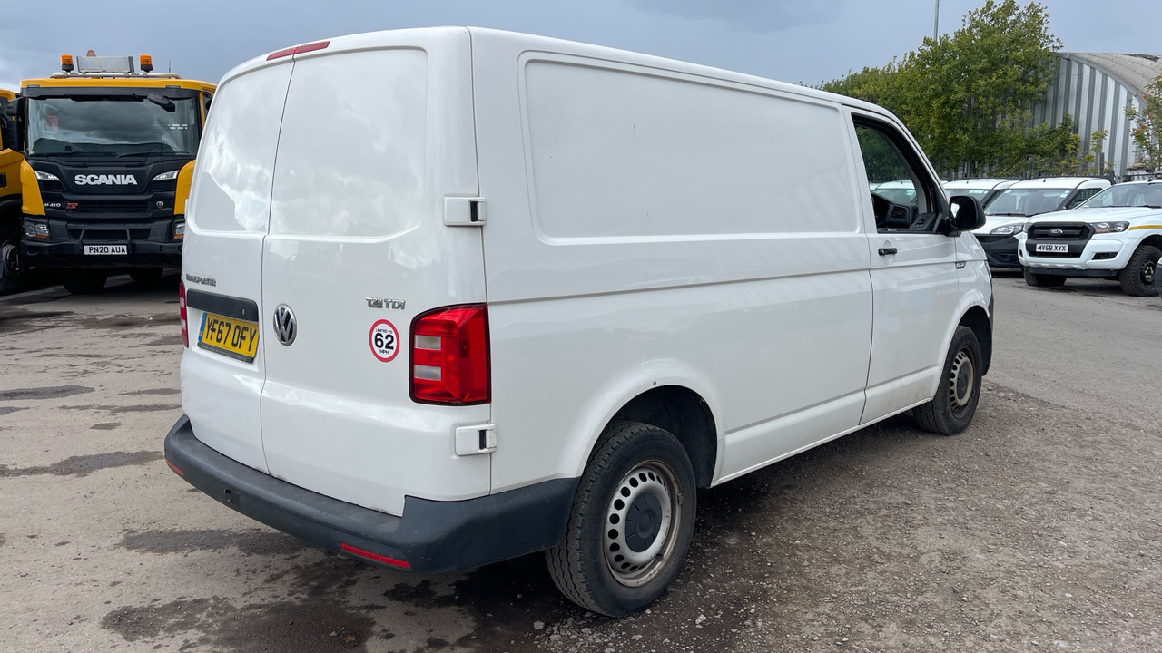VOLKSWAGEN TRANSPORTER T28 2.0 TDI BMT 102PS S-LINE - Fourgonnette: photos 4 VOLKSWAGEN TRANSPORTER T28 2.0 TDI BMT 102PS S-LINE - Fourgonnette: photos 4