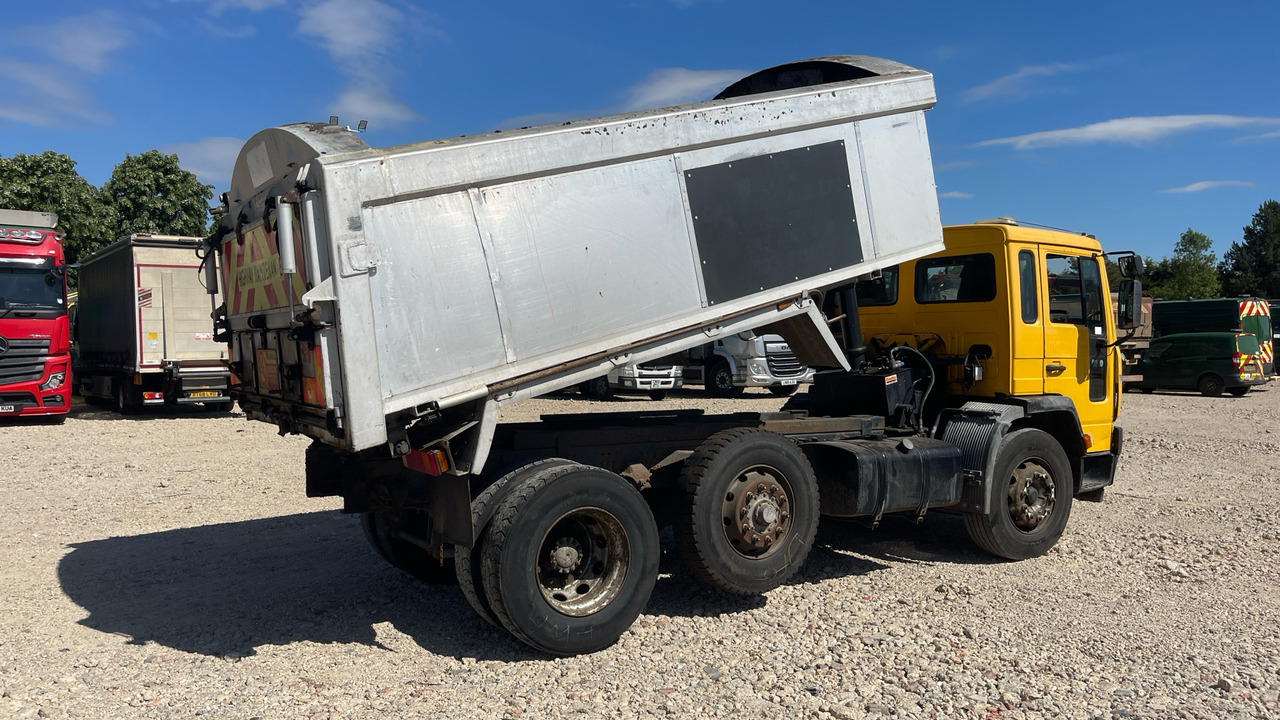 VOLVO FL 6E - Camion benne: photos 4 VOLVO FL 6E - Camion benne: photos 4