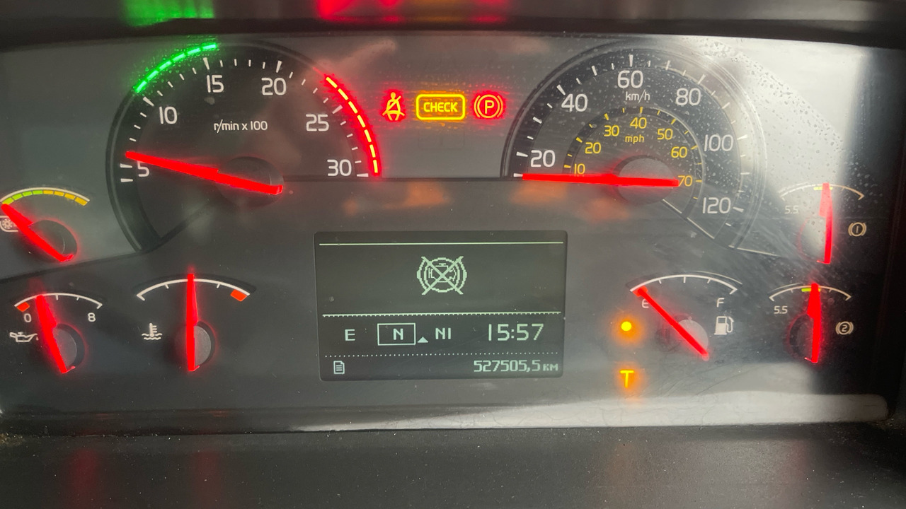 Camion citerne VOLVO FM: photos 6 Camion citerne VOLVO FM: photos 6