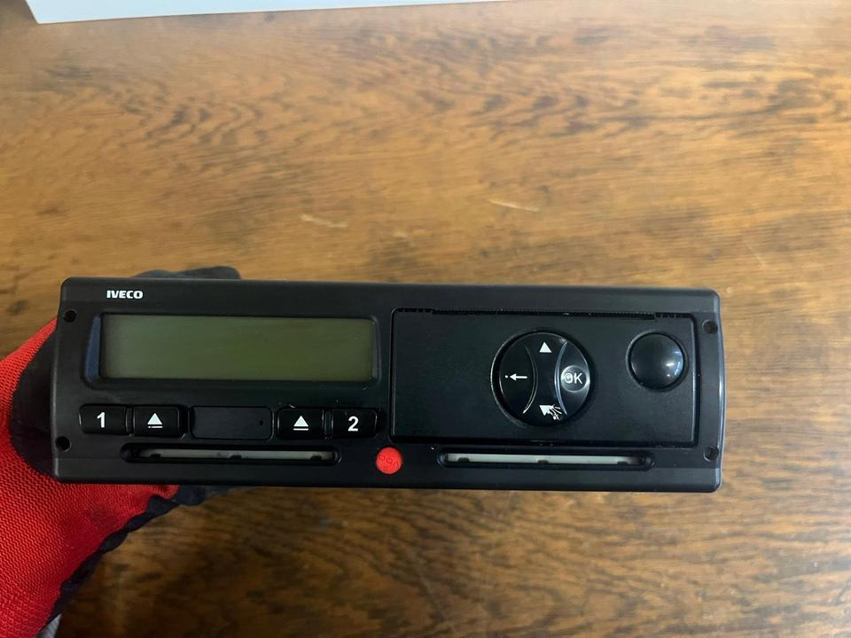IVECO Tachograph 5801382529 - Chronotachygraphe: photos 2 IVECO Tachograph 5801382529 - Chronotachygraphe: photos 2