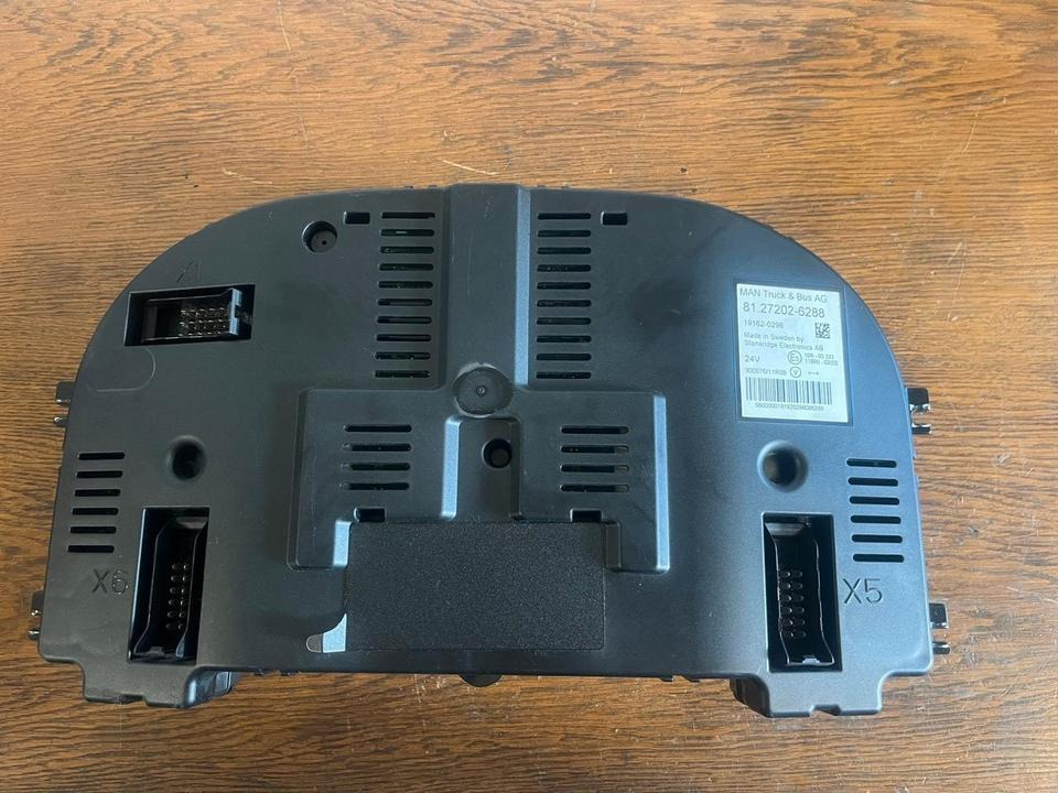 MAN EU6 Kombiinstrument / Tacho 81.27202-6288 - Panel de instrumentos pour Camion: photos 4 MAN EU6 Kombiinstrument / Tacho 81.27202-6288 - Panel de instrumentos pour Camion: photos 4