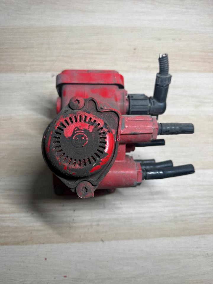 MAN KNORR-BREMSE EBS Ventil K020623 81.52301-6213 - Valve pour Camion: photos 2 MAN KNORR-BREMSE EBS Ventil K020623 81.52301-6213 - Valve pour Camion: photos 2