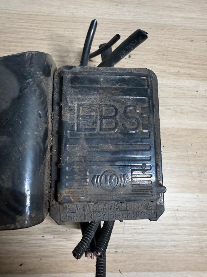 MAN KNORR-BREMSE EBS Ventil K021204 81.52106-6049 - Valve pour Camion: photos 3 MAN KNORR-BREMSE EBS Ventil K021204 81.52106-6049 - Valve pour Camion: photos 3