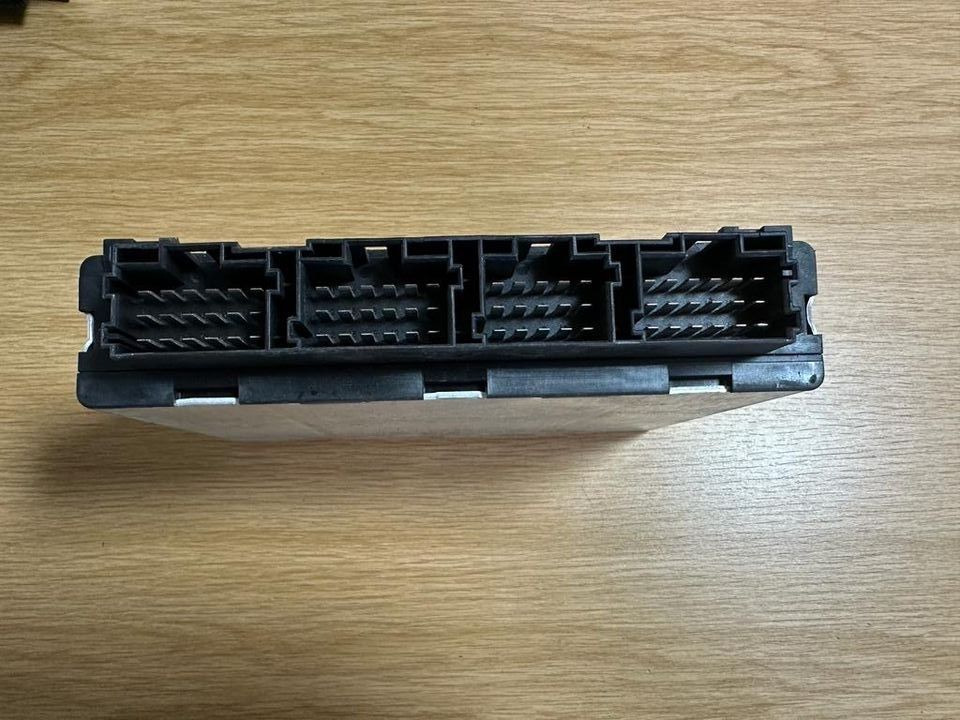 MAN SIEMENS VDO ELEKTRONIK FFR Steuergerät 81.25805.7068 - Bloc de gestion pour Autre matériel: photos 3 MAN SIEMENS VDO ELEKTRONIK FFR Steuergerät 81.25805.7068 - Bloc de gestion pour Autre matériel: photos 3