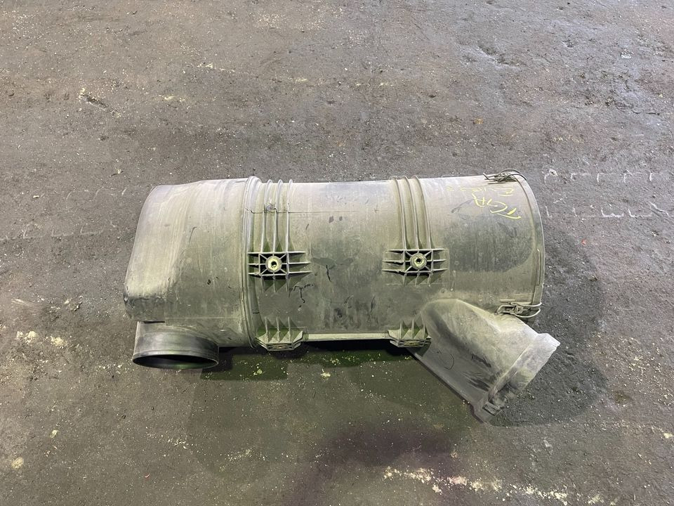 MAN TGA Luftfilter Luftfilterkasten EU3 - Filtre à air pour Camion: photos 3 MAN TGA Luftfilter Luftfilterkasten EU3 - Filtre à air pour Camion: photos 3