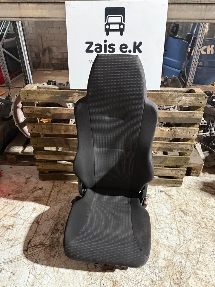 MAN TGL EURO5/6 Mittlerer Sitz - Siège pour Camion: photos 1 MAN TGL EURO5/6 Mittlerer Sitz - Siège pour Camion: photos 1