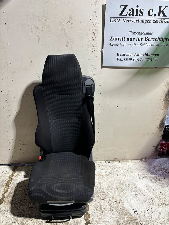 MAN TGL Euro 5/6 Fahrersitz mit Luft und elektrisch - Siège pour Camion: photos 1 MAN TGL Euro 5/6 Fahrersitz mit Luft und elektrisch - Siège pour Camion: photos 1