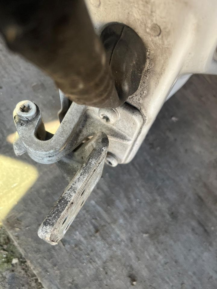 MAN TGM 18.340 Beifahrertür Tür rechts weiß mit Spiegel RN004 - Portière et pièces pour Camion: photos 5 MAN TGM 18.340 Beifahrertür Tür rechts weiß mit Spiegel RN004 - Portière et pièces pour Camion: photos 5