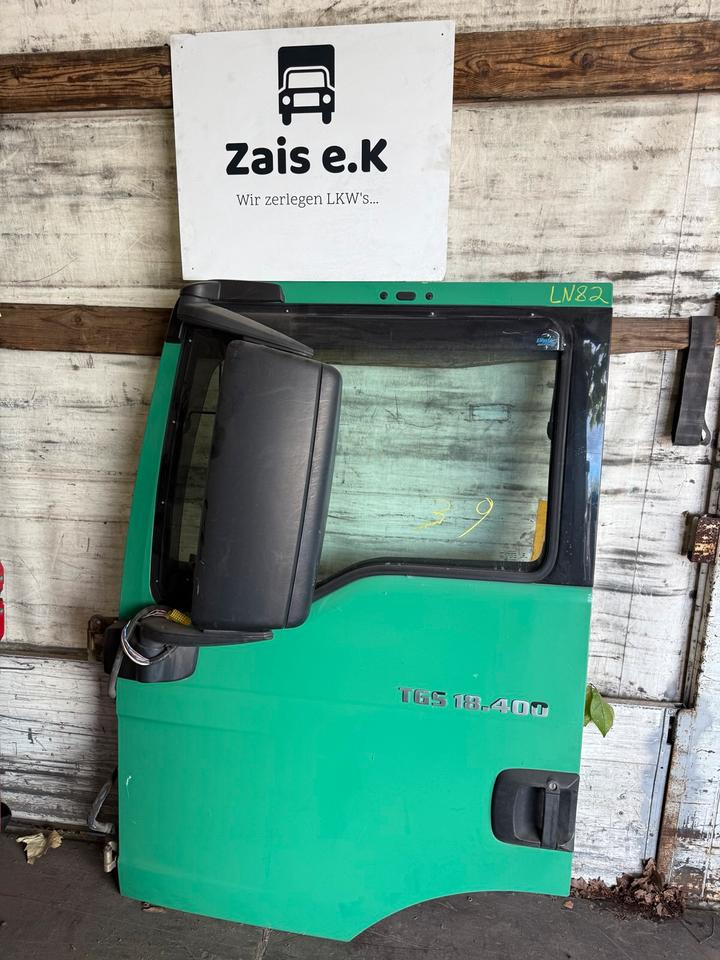 MAN TGS EU6 Fahrertür Grün Spiegel Innenverkleidung LN 82 - Portière et pièces pour Camion: photos 1 MAN TGS EU6 Fahrertür Grün Spiegel Innenverkleidung LN 82 - Portière et pièces pour Camion: photos 1
