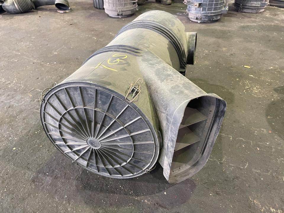 MAN TGS Luftfilter Luftfilterkasten Euro5 - Filtre à air pour Camion: photos 3 MAN TGS Luftfilter Luftfilterkasten Euro5 - Filtre à air pour Camion: photos 3