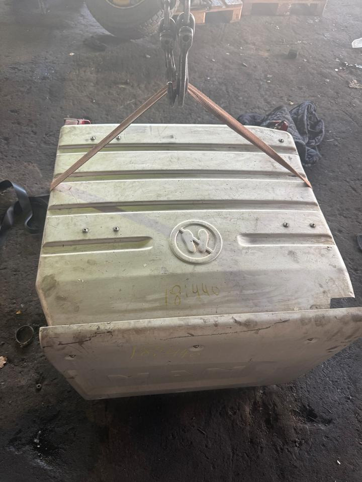 MAN TGX EU6 Auspuff Katalysator 81.151036125 - Système d'échappement pour Camion: photos 1 MAN TGX EU6 Auspuff Katalysator 81.151036125 - Système d'échappement pour Camion: photos 1