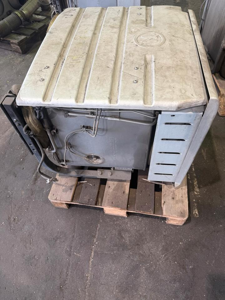 MAN TGX EU6 Auspuff Katalysator 81.1511036115 - Système d'échappement pour Camion: photos 2 MAN TGX EU6 Auspuff Katalysator 81.1511036115 - Système d'échappement pour Camion: photos 2