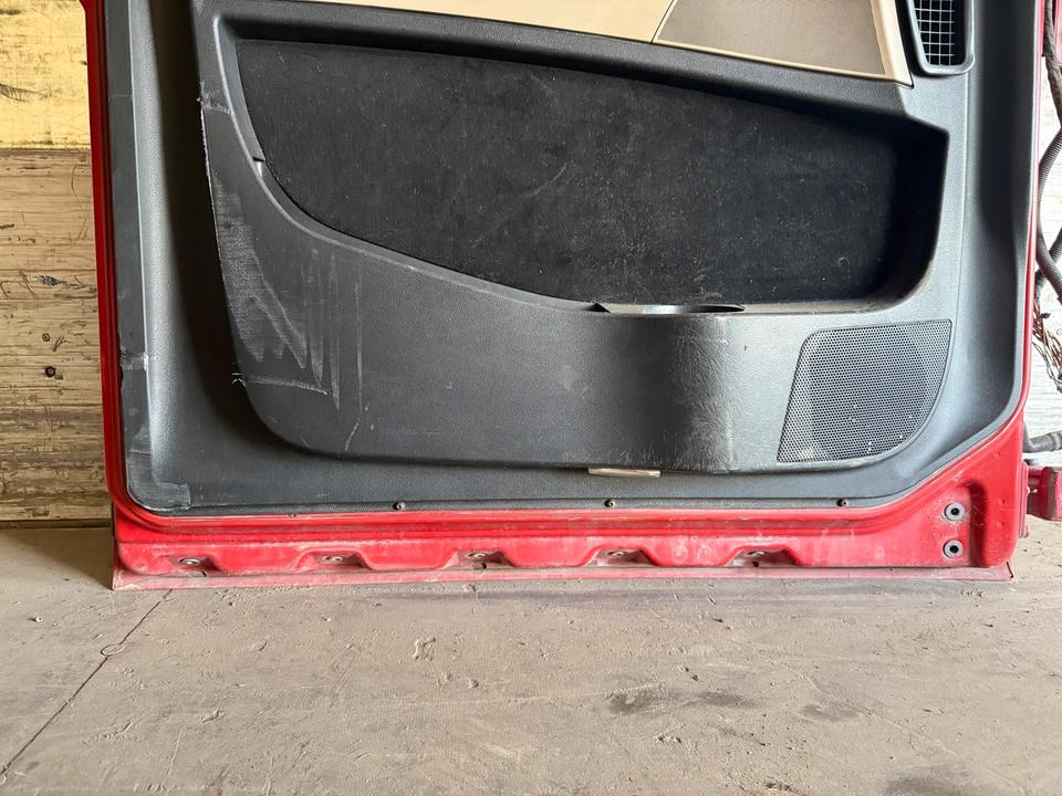 MAN TGX Fahrertür Rot Spiegel Innenverkleidung LN 63 - Portière et pièces pour Camion: photos 4 MAN TGX Fahrertür Rot Spiegel Innenverkleidung LN 63 - Portière et pièces pour Camion: photos 4