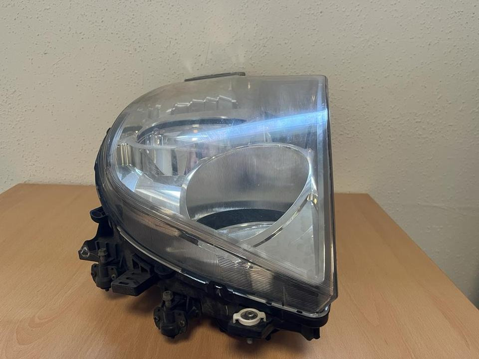 Mercedes Actros Bi Xenon Scheinwerfer Vorne Links A9608200639 - Feu avant pour Camion: photos 4 Mercedes Actros Bi Xenon Scheinwerfer Vorne Links A9608200639 - Feu avant pour Camion: photos 4