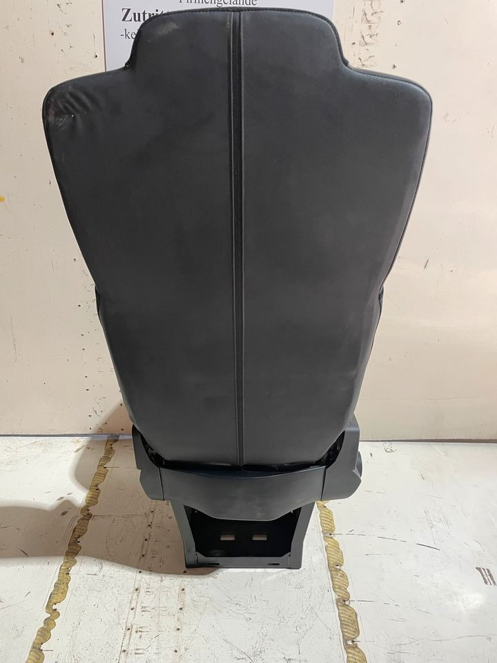Mercedes Actros MP4 Beifahrersitz A9609103703 - Siège pour Camion: photos 4 Mercedes Actros MP4 Beifahrersitz A9609103703 - Siège pour Camion: photos 4
