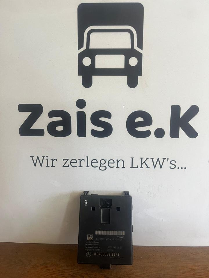 Mercedes Actros MP4 Central Gateway Steuergerät A0004460427 - Bloc de gestion pour Camion: photos 1 Mercedes Actros MP4 Central Gateway Steuergerät A0004460427 - Bloc de gestion pour Camion: photos 1