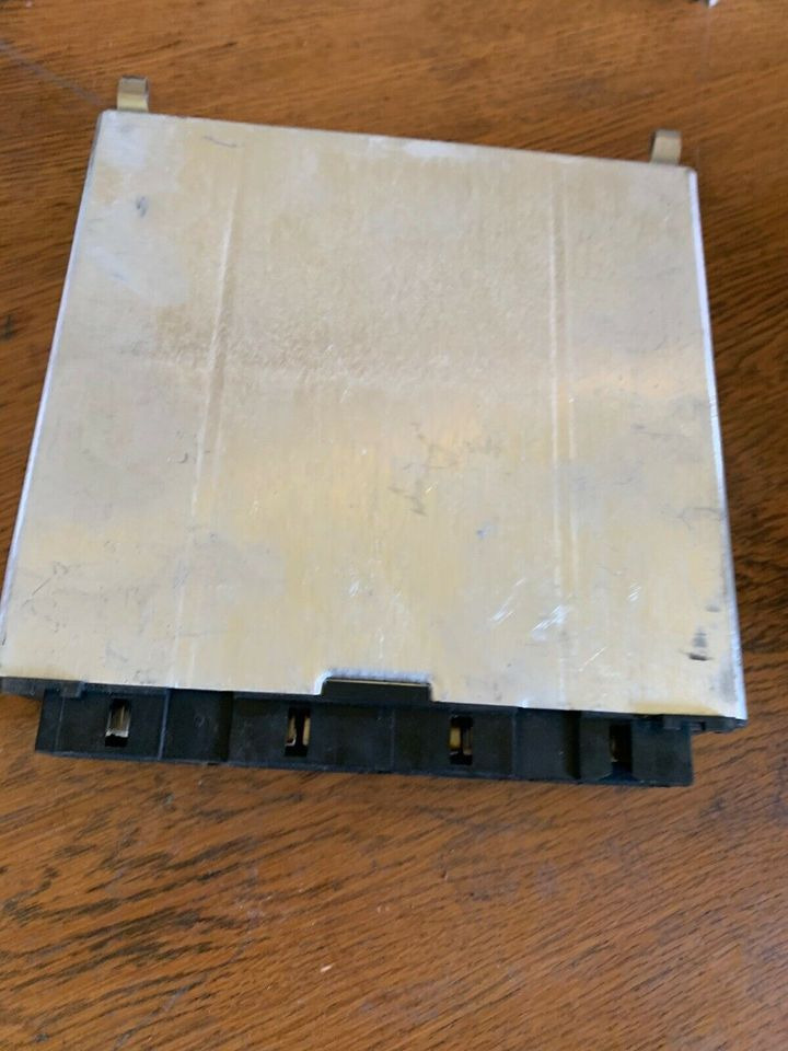 Mercedes Atego VDO Elektronik FMR Steuergerät A 000 446 47 02 - Bloc de gestion pour Camion: photos 4 Mercedes Atego VDO Elektronik FMR Steuergerät A 000 446 47 02 - Bloc de gestion pour Camion: photos 4