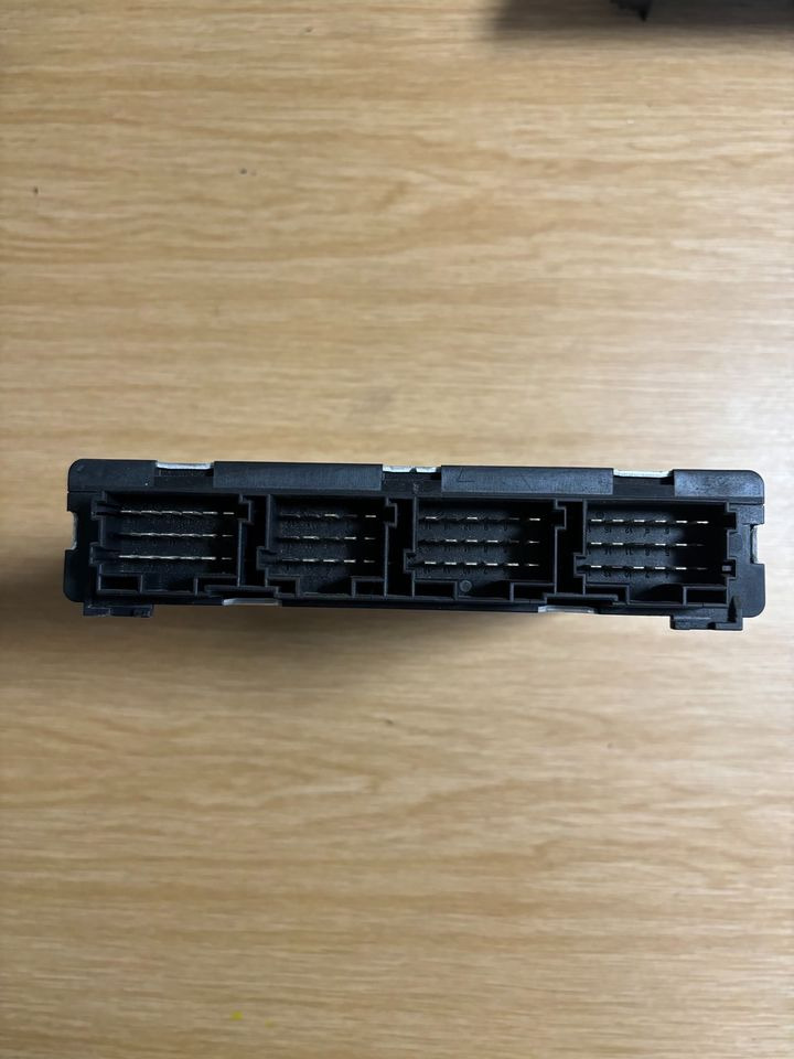 Mercedes Atego VDO Elektronik FMR Steuergerät A0004464502 - Bloc de gestion pour Camion: photos 3 Mercedes Atego VDO Elektronik FMR Steuergerät A0004464502 - Bloc de gestion pour Camion: photos 3