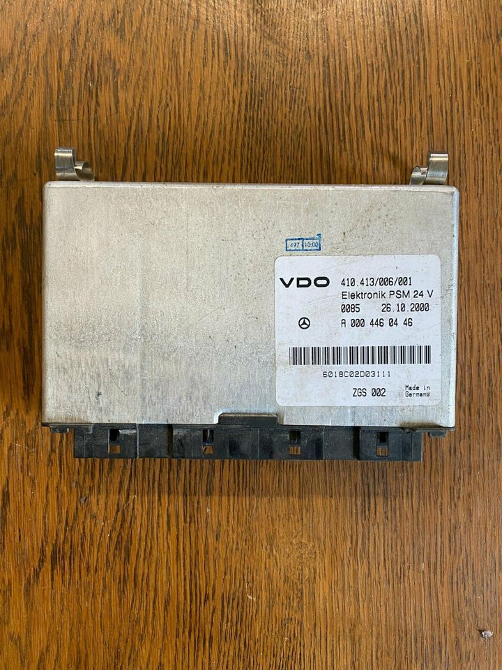 Mercedes Elektronik VDO PSM Steuergerät A 000 446 04 46 - Bloc de gestion pour Camion: photos 1 Mercedes Elektronik VDO PSM Steuergerät A 000 446 04 46 - Bloc de gestion pour Camion: photos 1