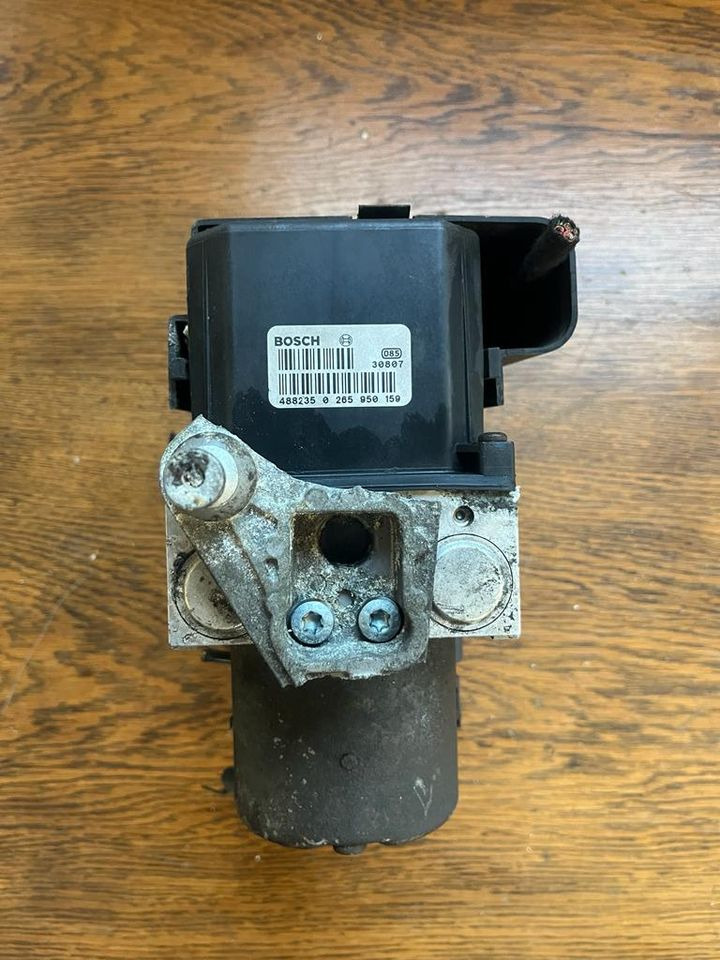Mercedes Vito Hydraulikblock ABS Pumpe A0014460989 - Hydraulique pour Camion: photos 4 Mercedes Vito Hydraulikblock ABS Pumpe A0014460989 - Hydraulique pour Camion: photos 4