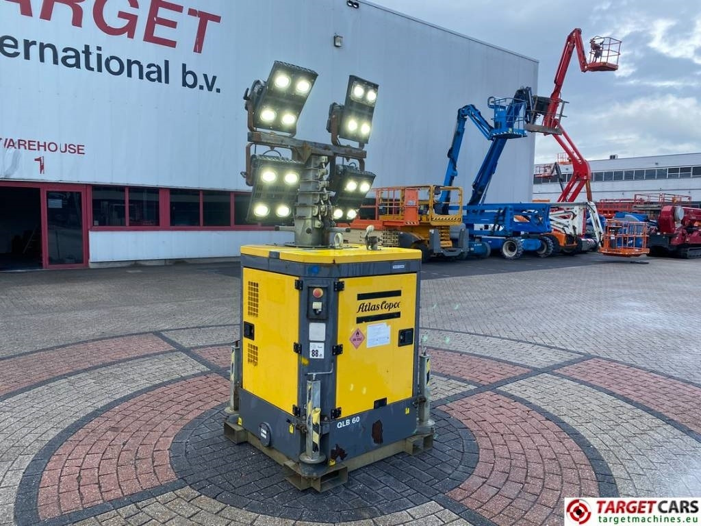 Atlas Copco QLB60 Tower Light 4x350W Led - Mat d'éclairage: photos 1 Atlas Copco QLB60 Tower Light 4x350W Led - Mat d'éclairage: photos 1