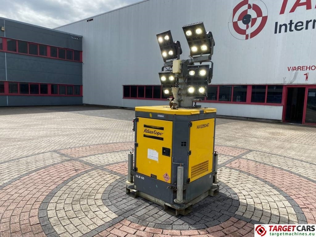 Atlas Copco QLB60 Tower Light 4x350W Led - Mat d'éclairage: photos 4 Atlas Copco QLB60 Tower Light 4x350W Led - Mat d'éclairage: photos 4