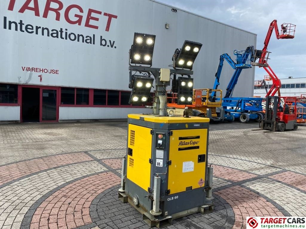 Atlas Copco QLB60 Tower Light 4x350W Led - Mat d'éclairage: photos 1 Atlas Copco QLB60 Tower Light 4x350W Led - Mat d'éclairage: photos 1