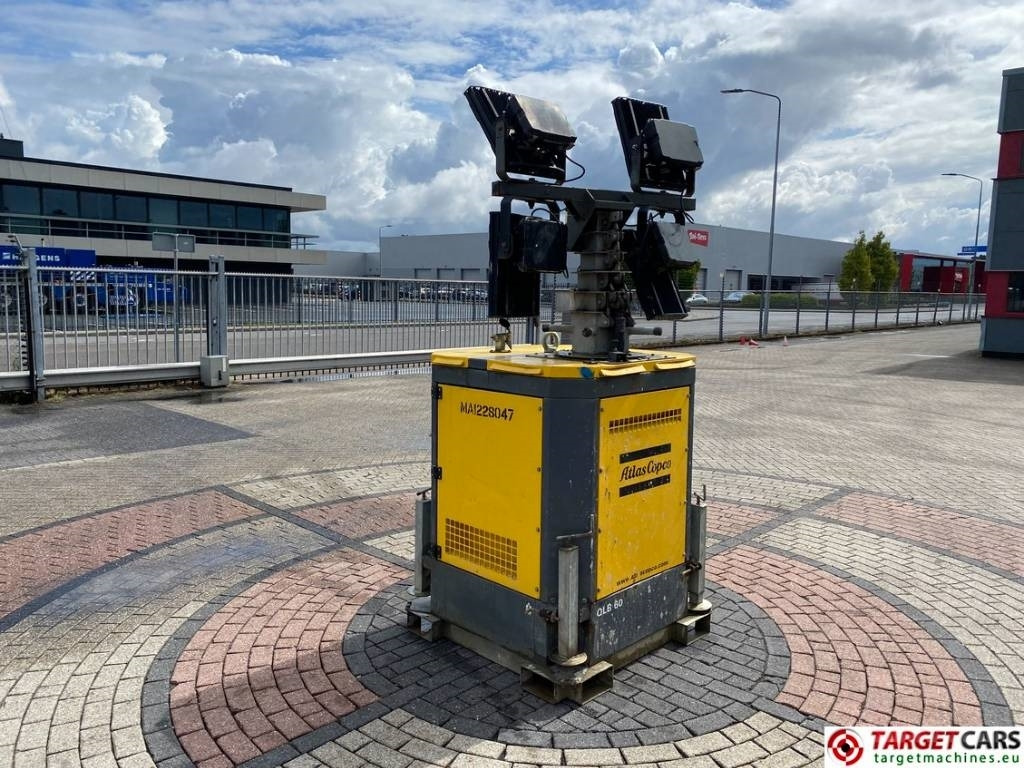 Atlas Copco QLB60 Tower Light 4x350W Led - Mat d'éclairage: photos 3 Atlas Copco QLB60 Tower Light 4x350W Led - Mat d'éclairage: photos 3
