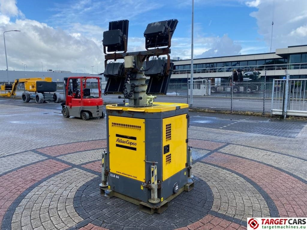 Atlas Copco QLB60 Tower Light 4x350W Led - Mat d'éclairage: photos 2 Atlas Copco QLB60 Tower Light 4x350W Led - Mat d'éclairage: photos 2