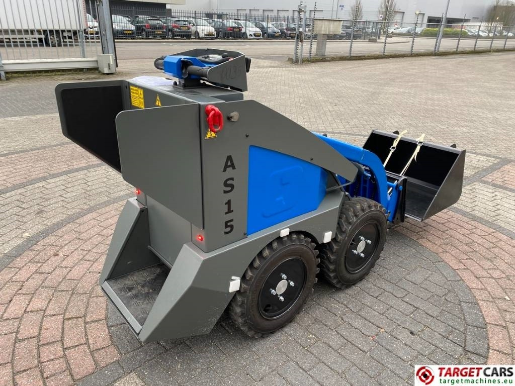 Conmeq AS15 Mini Skid Steer Loader 4x4 Electric - Mini chargeuse: photos 3 Conmeq AS15 Mini Skid Steer Loader 4x4 Electric - Mini chargeuse: photos 3