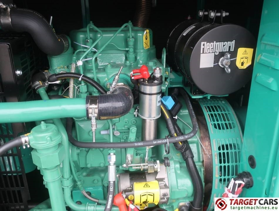 Groupe électrogène neuf Cummins C15D5P Diesel 15KVA Generator 415V/230V Stamford: photos 15