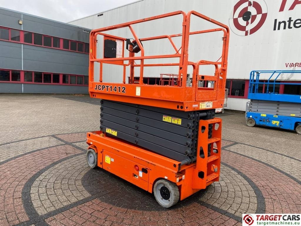 Dingli JCPT1412DC Electric Scissor Work Lift 1380cm - Nacelle ciseaux: photos 4 Dingli JCPT1412DC Electric Scissor Work Lift 1380cm - Nacelle ciseaux: photos 4