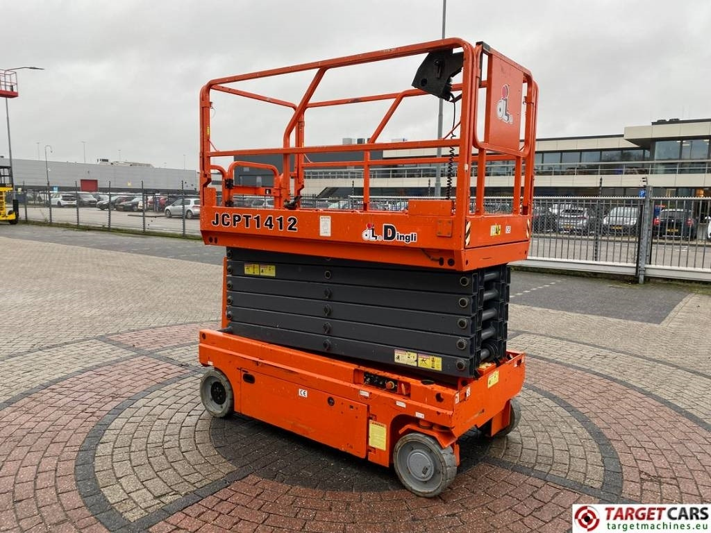 Dingli JCPT1412DC Electric Scissor Work Lift 1380cm - Nacelle ciseaux: photos 2 Dingli JCPT1412DC Electric Scissor Work Lift 1380cm - Nacelle ciseaux: photos 2