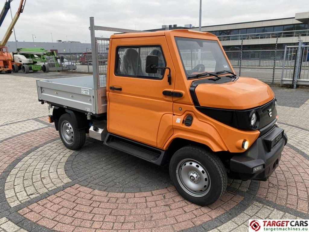 Evum ACar Electric 4x4 UTV Tipper Kipper Vehicle - Véhicule utilitaire benne, Utilitaire électrique compact: photos 2 Evum ACar Electric 4x4 UTV Tipper Kipper Vehicle - Véhicule utilitaire benne, Utilitaire électrique compact: photos 2