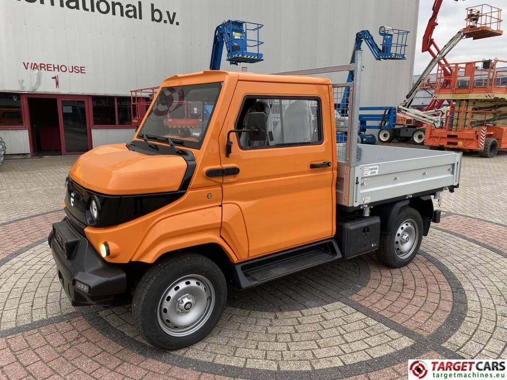 Evum ACar Electric 4x4 UTV Tipper Kipper Vehicle - Véhicule utilitaire benne, Utilitaire électrique compact: photos 1 Evum ACar Electric 4x4 UTV Tipper Kipper Vehicle - Véhicule utilitaire benne, Utilitaire électrique compact: photos 1