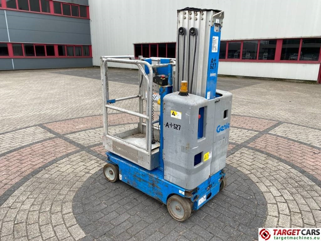 Genie GR-20 Runabout Vertical Mast Work Lift 802cm - Nacelle à mât vertical: photos 4 Genie GR-20 Runabout Vertical Mast Work Lift 802cm - Nacelle à mât vertical: photos 4
