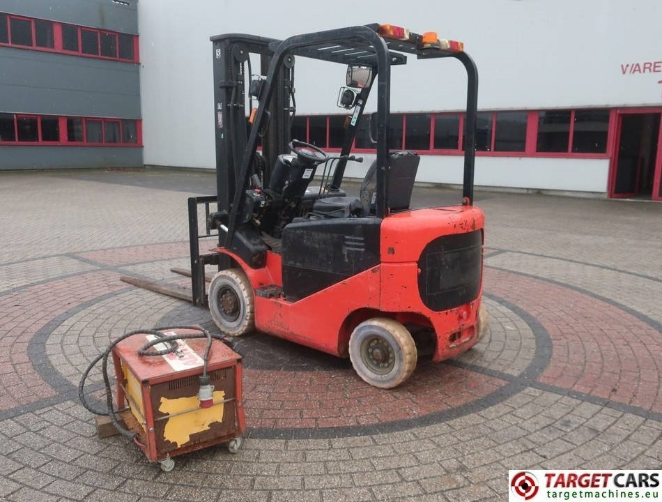Hangcha CPD15J Eletric 4-wh Forklift Triplex-480cm 1500KG - Chariot élévateur électrique: photos 4 Hangcha CPD15J Eletric 4-wh Forklift Triplex-480cm 1500KG - Chariot élévateur électrique: photos 4