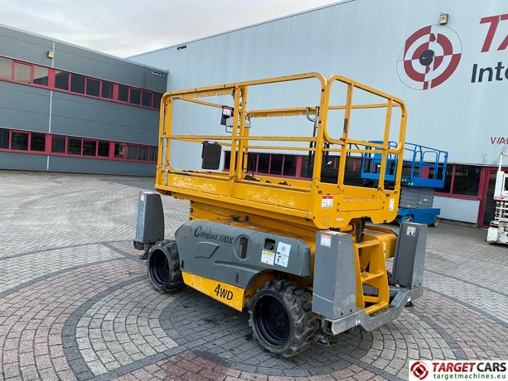 Haulotte Compact 10DX Diesel 4x4 Scissor Work Lift 1015cm - Nacelle ciseaux: photos 4 Haulotte Compact 10DX Diesel 4x4 Scissor Work Lift 1015cm - Nacelle ciseaux: photos 4