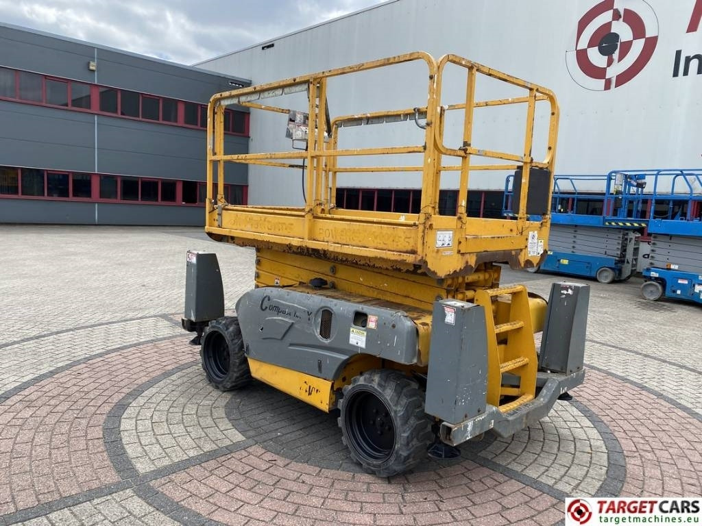 Haulotte Compact 12DX Diesel 4x4 Scissor Work Lift 1206cm - Nacelle ciseaux: photos 4 Haulotte Compact 12DX Diesel 4x4 Scissor Work Lift 1206cm - Nacelle ciseaux: photos 4